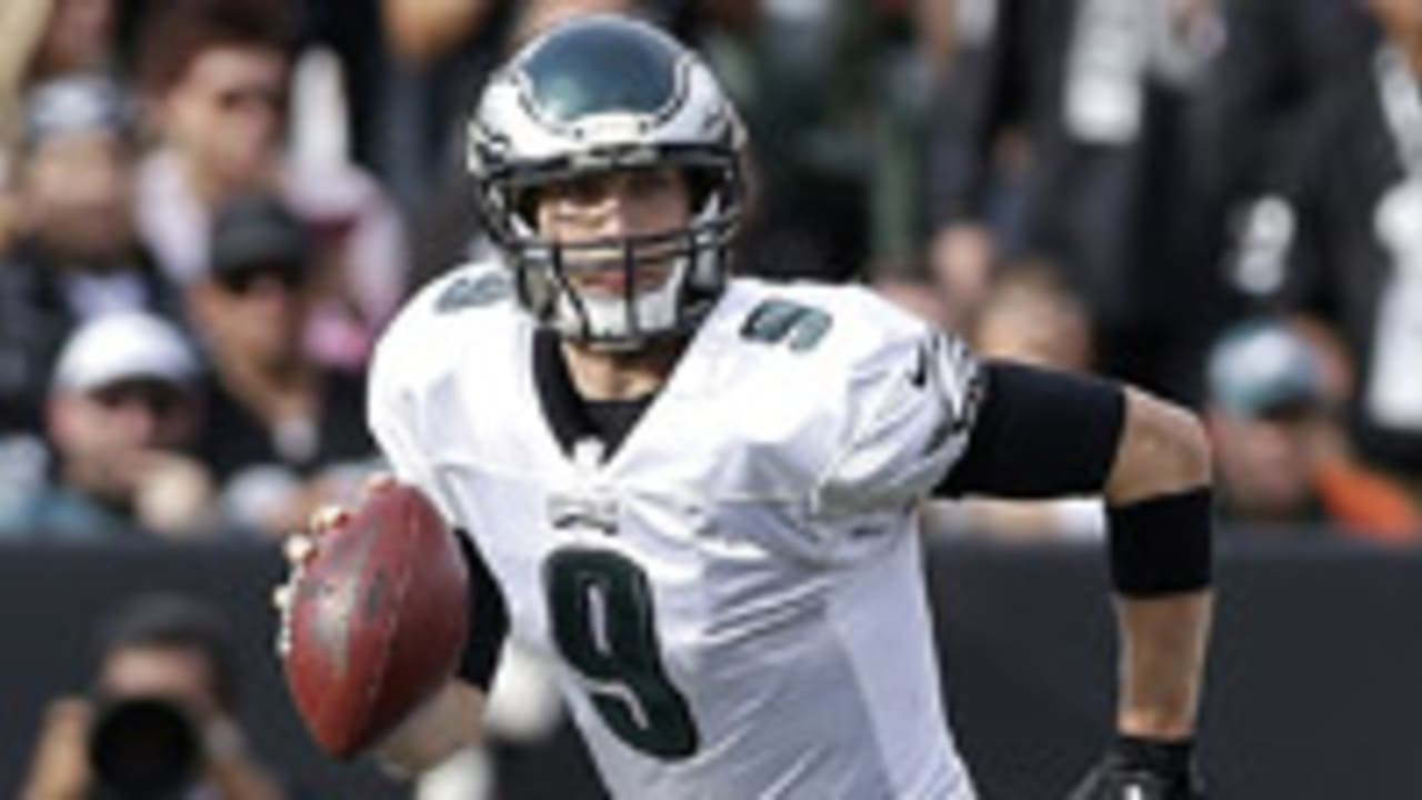 Nick Foles-131109-Spot.jpg
