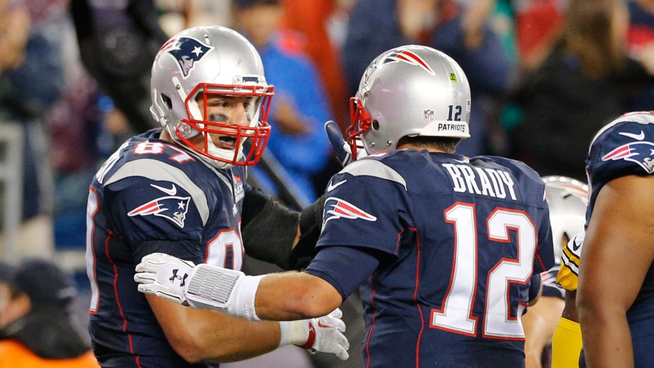 brady-gronkowski-091015-spot.jpg