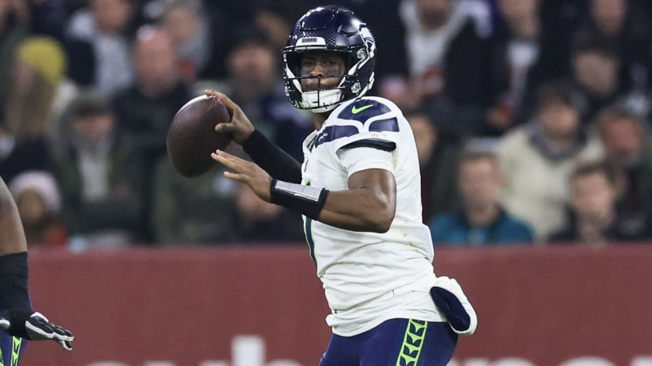 Seahawks WR Tyler Lockett: 'It would be amazing' for Geno Smith to return