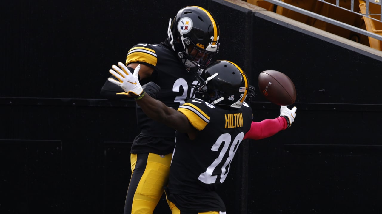 Pittsburgh Steelers free safety Minkah Fitzpatrick (39) celebrates with  wide receiver JuJu Smith-Schuster (19) on the sideline after scoring a  touchdown on an intercepted pass from Cleveland Browns quarterback Baker  Mayfield during