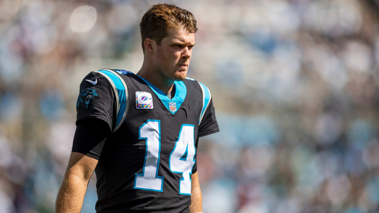 Panthers OC Ben McAdoo names Sam Darnold their starting QB