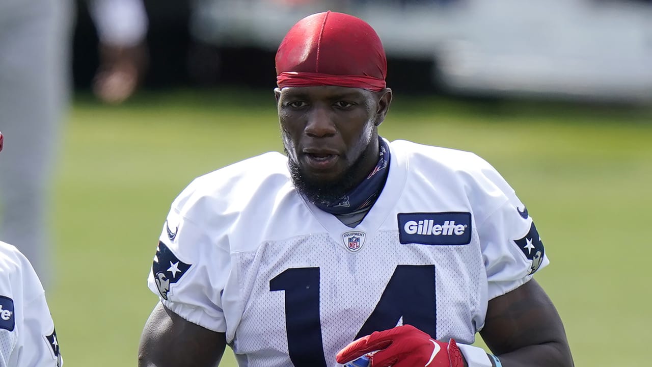 Trainer says Patriots' Mohamed Sanu has 'huge chip on shoulder now' - ESPN  - New England Patriots Blog- ESPN