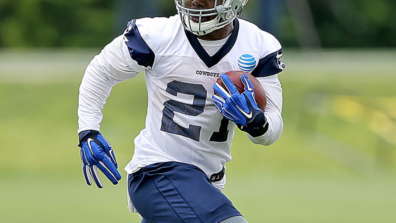Ezekiel-Elliott-160526-SL.jpg