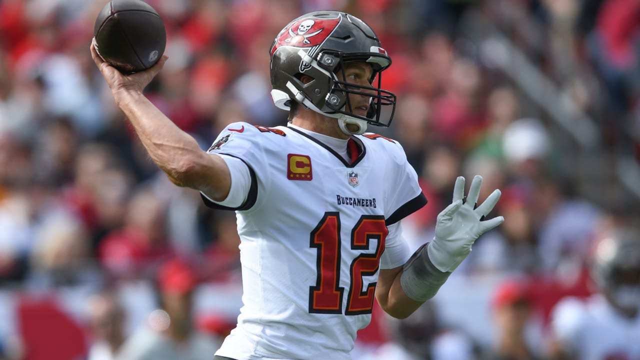 Football World Reacts To Major Buccaneers Roster Move - The Spun: What's  Trending In The Sports World Today