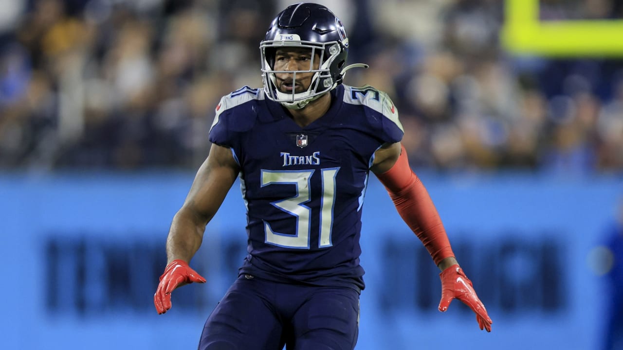 Tennessee Titans safety Kevin Byard lines up for a play during the