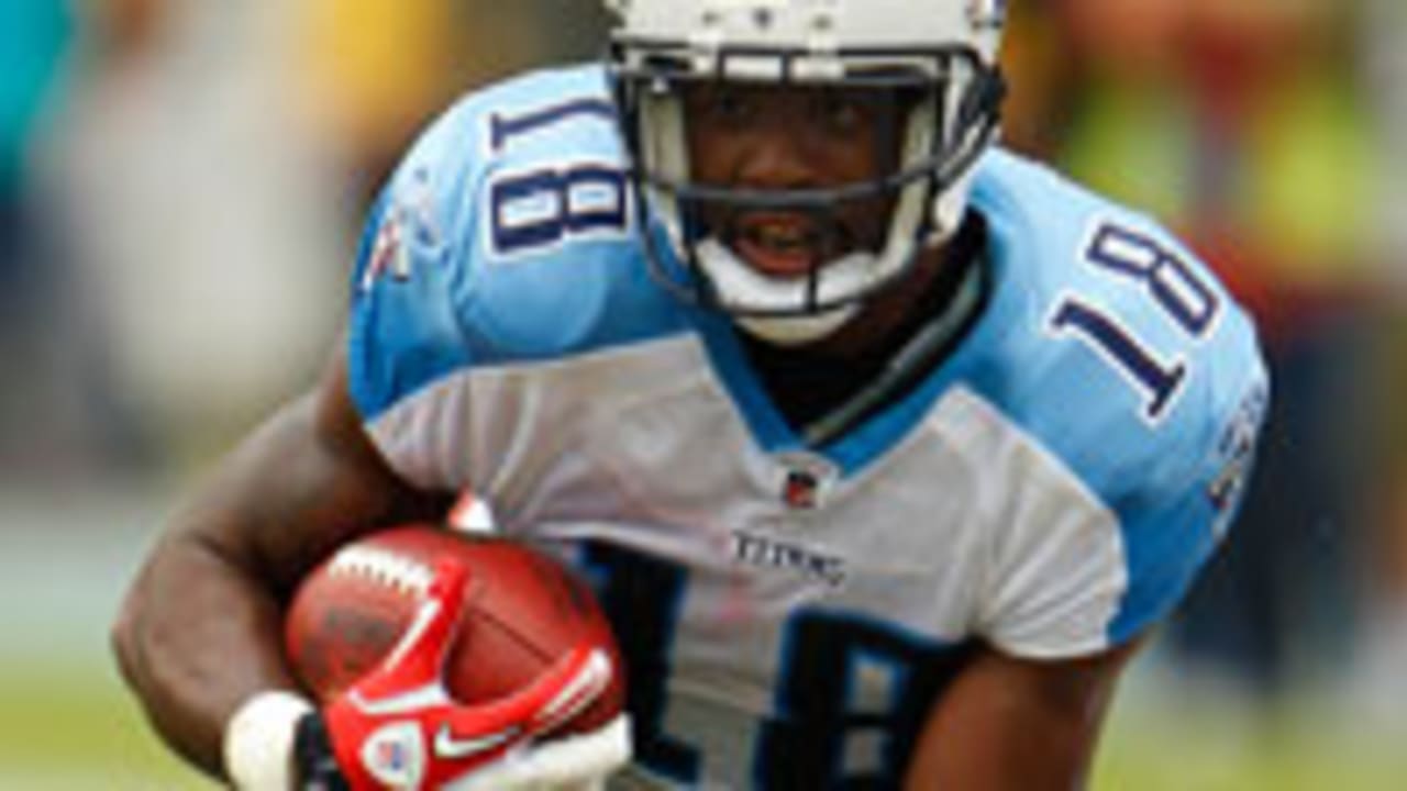 kenny-britt-spot_120908.jpg