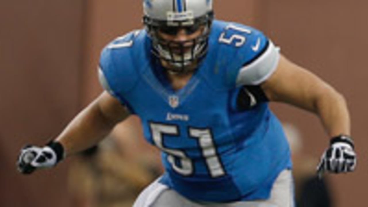 dominic-raiola-130214-spot.jpg