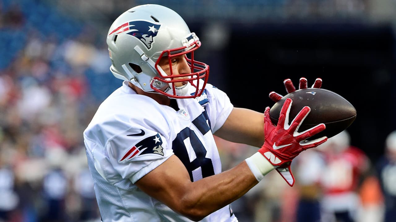 rob-gronkowski-160824-spot.jpg