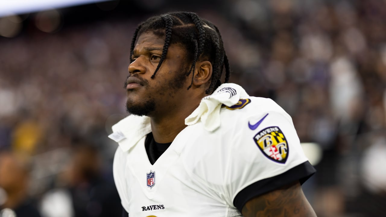 Lamar Jackson injury update: Ravens QB won't play vs. Steelers and