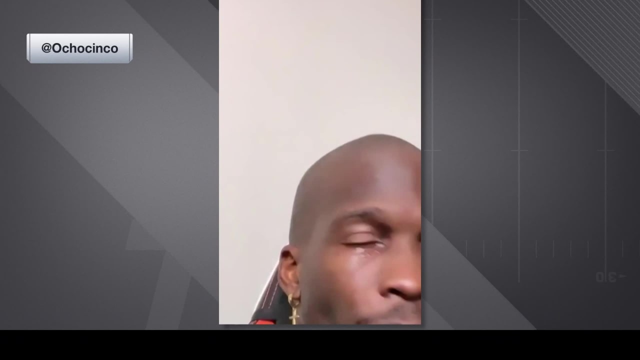 Cowboys Fan FaceTimes Deebo Samuel During Bucs Game