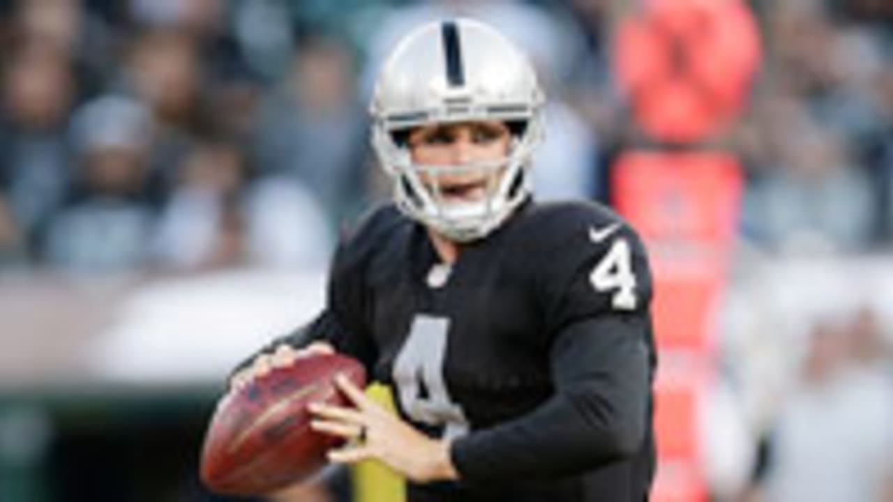 Derek-Carr-sl-082814.jpg