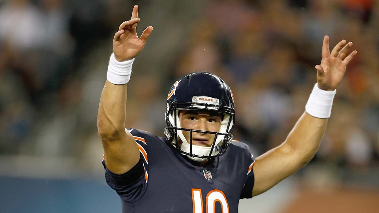 The Bears say Mitchell Trubisky is their starter. Don't believe it