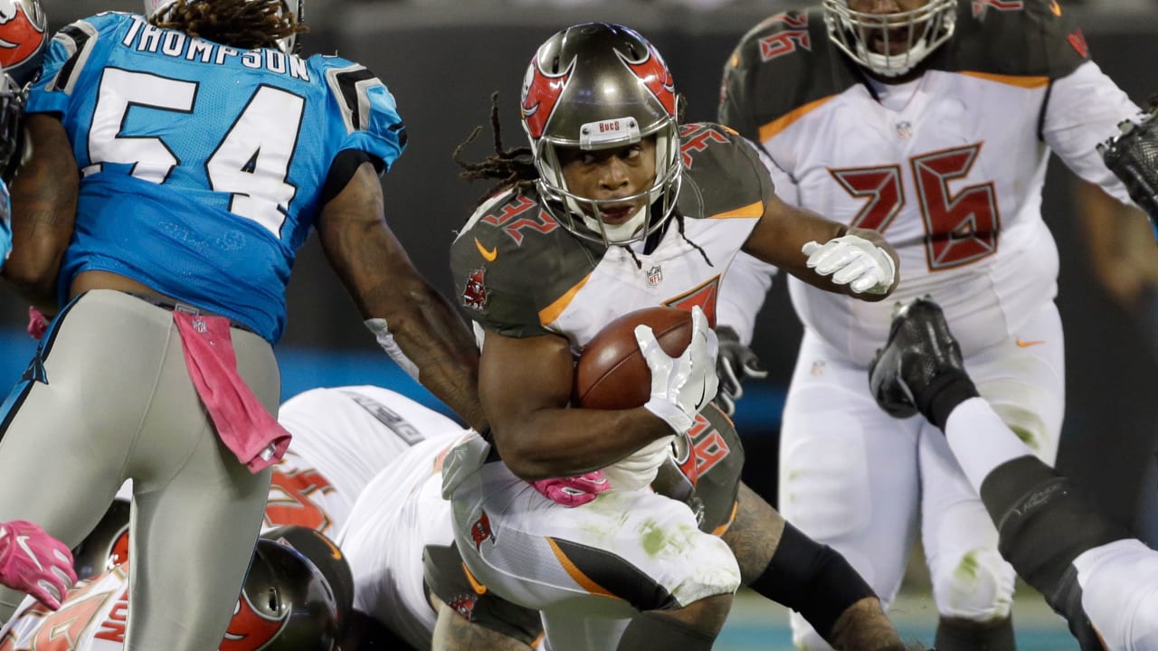 panthers-d-spot_161011