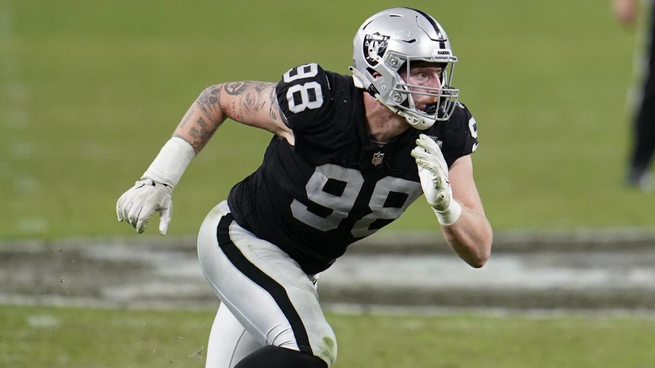 Raiders DE Maxx Crosby reveals he played through broken hand, torn
