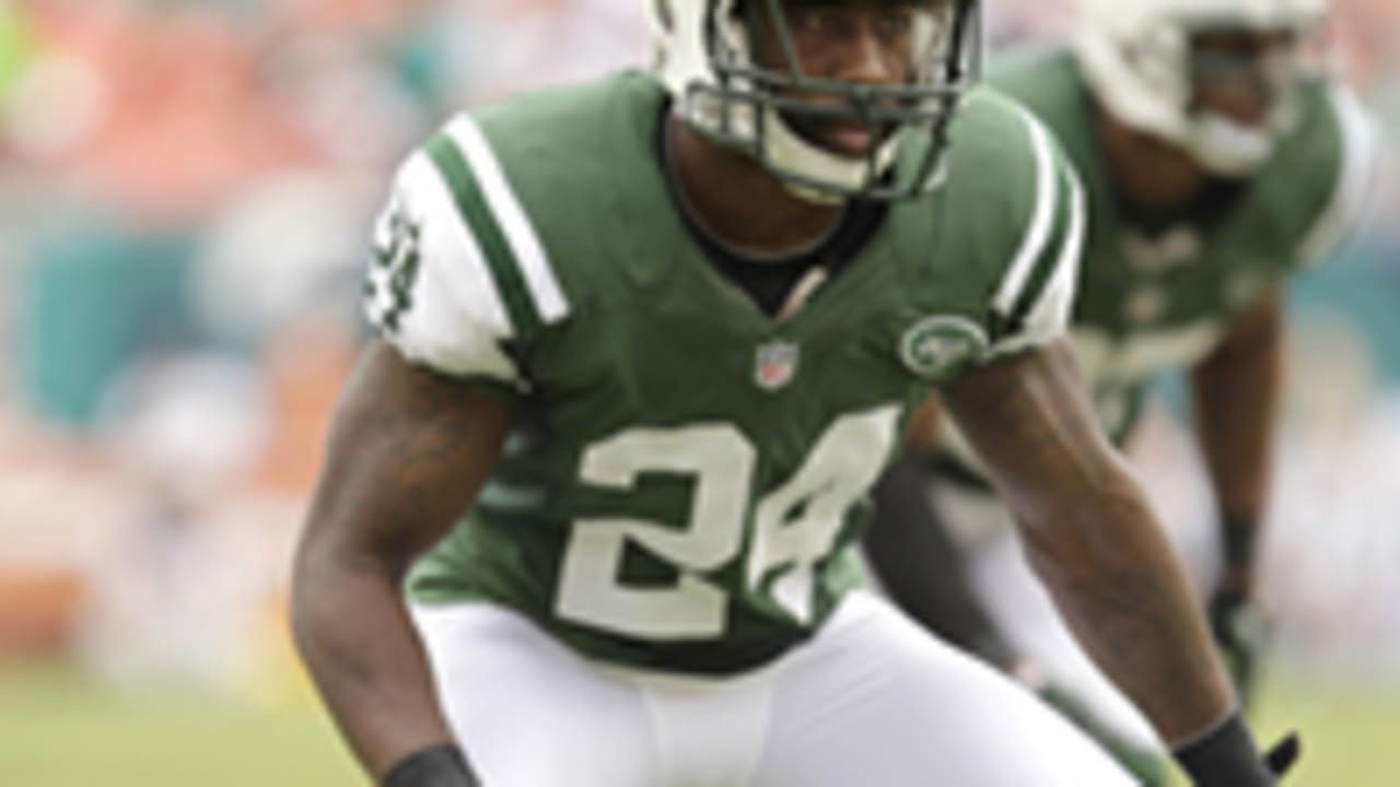 darrelle-revis-030213-spot.jpg