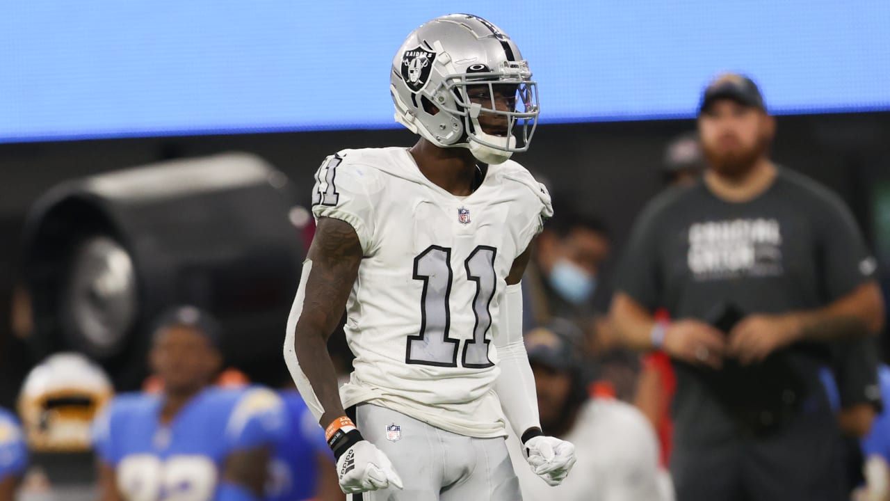 Las Vegas Raiders wide receiver Henry Ruggs III draws 45-yard defensive ...