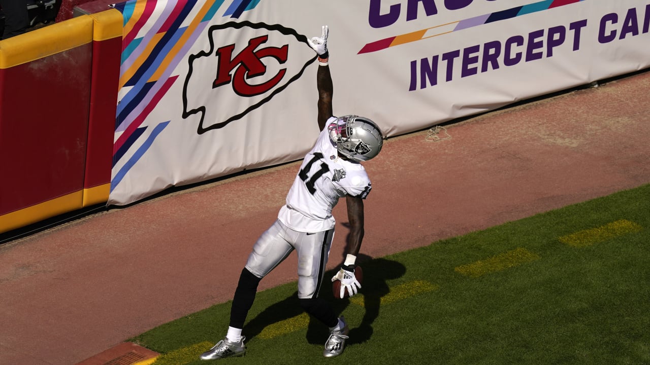 Raiders: Jimmy Garoppolo, Davante Adams' epic celebration after win over  Broncos