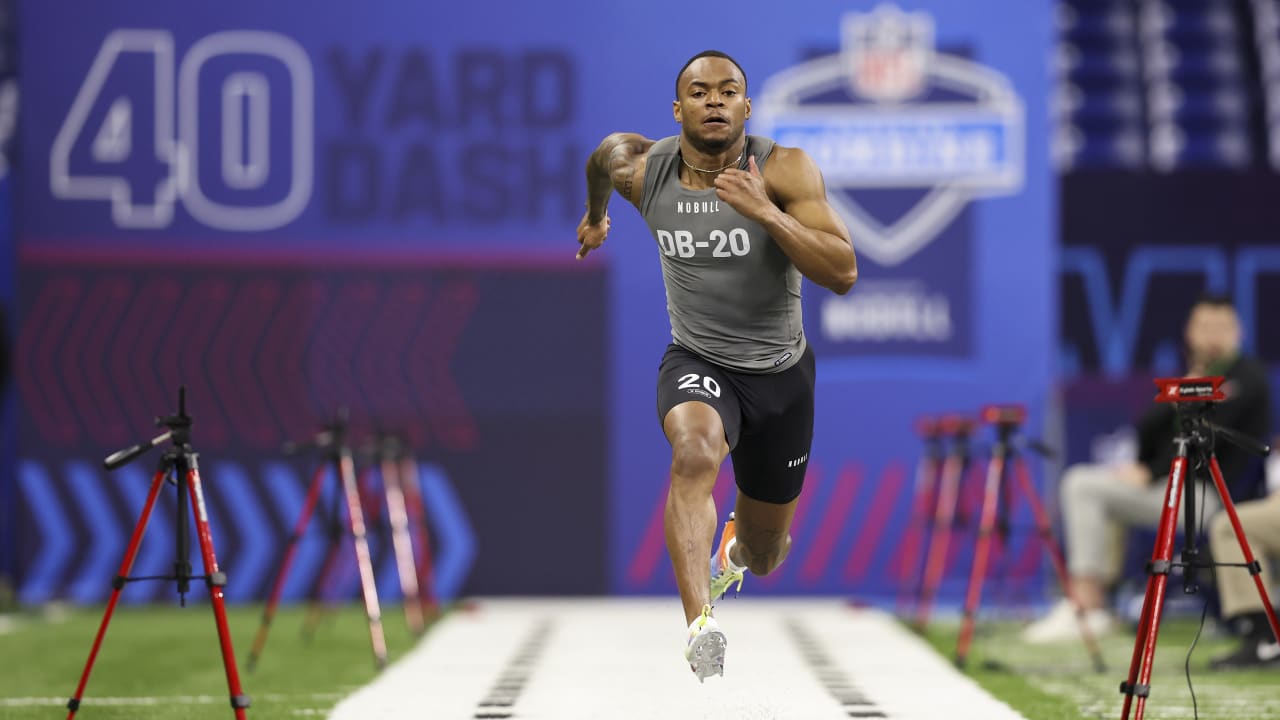 Cornerback Cameron Mitchell Runs Official 4.47-second 40-yard Dash At ...