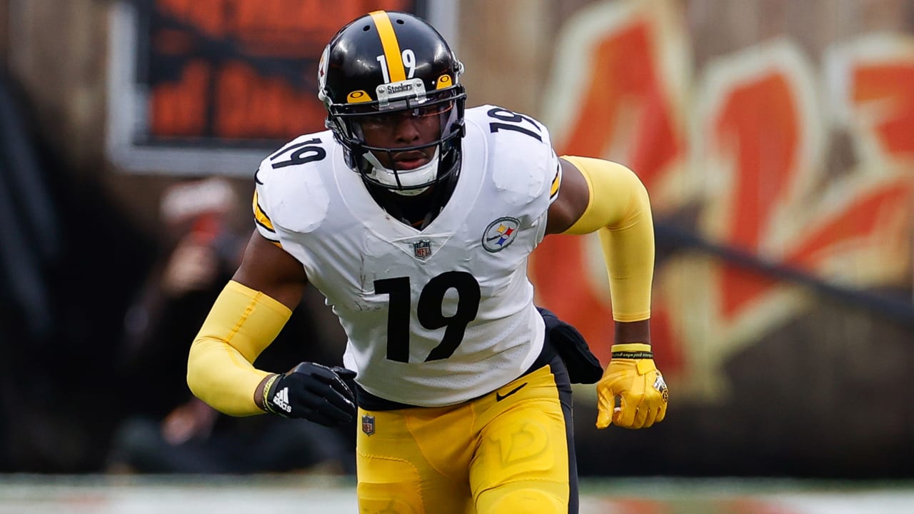 Las Vegas Raiders showing interest in Steelers' WR JuJu Smith