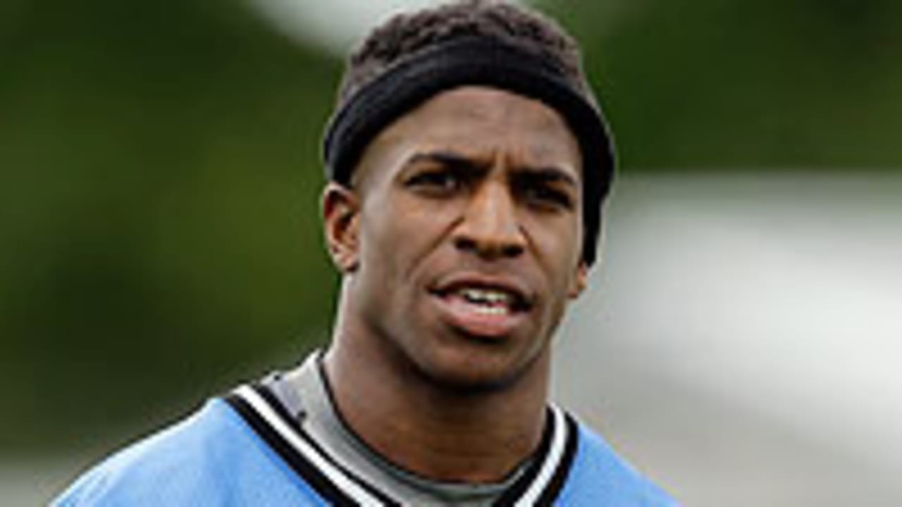 titus-young-spot_130508