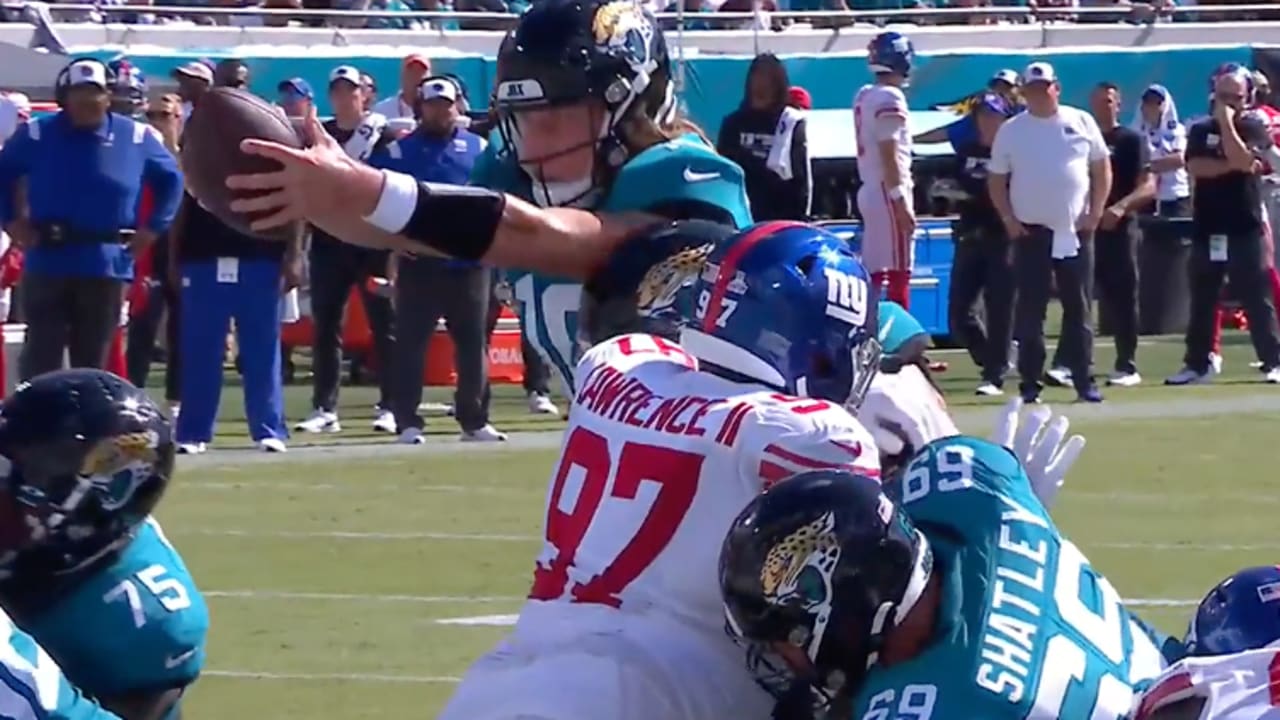 Jacksonville Jaguars quarterback Trevor Lawrence caps Jags' 96-yard drive  with QB-sneak TD run