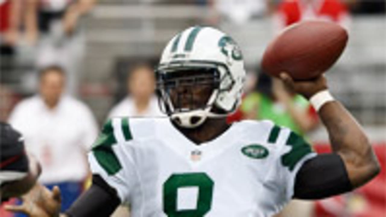 Michael Vick to wear No. 8 with New York Jets