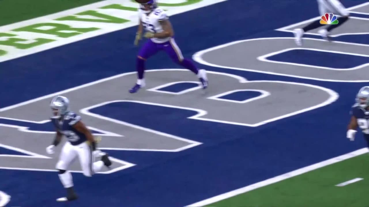 Kirk Cousins lobs second TD toss Kyle Rudolph in back of the end zone