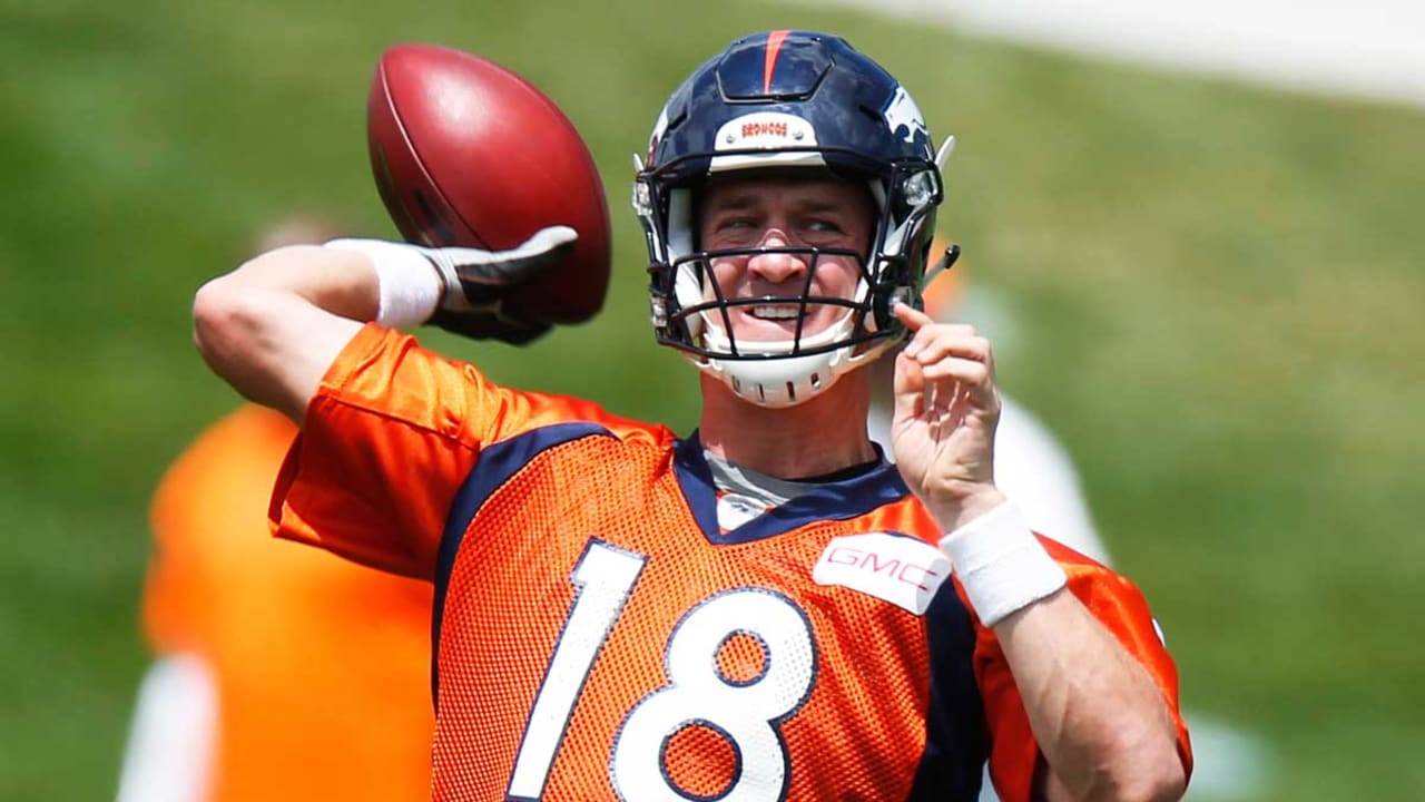 Peyton-Manning-SL-150624