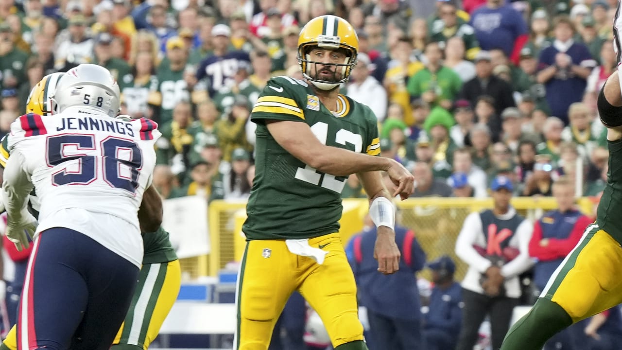 Pro Football Hall of Fame - With that TD pass, Aaron Rodgers has