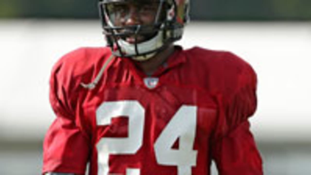 Darrelle-Revis-130904-Spot.jpg