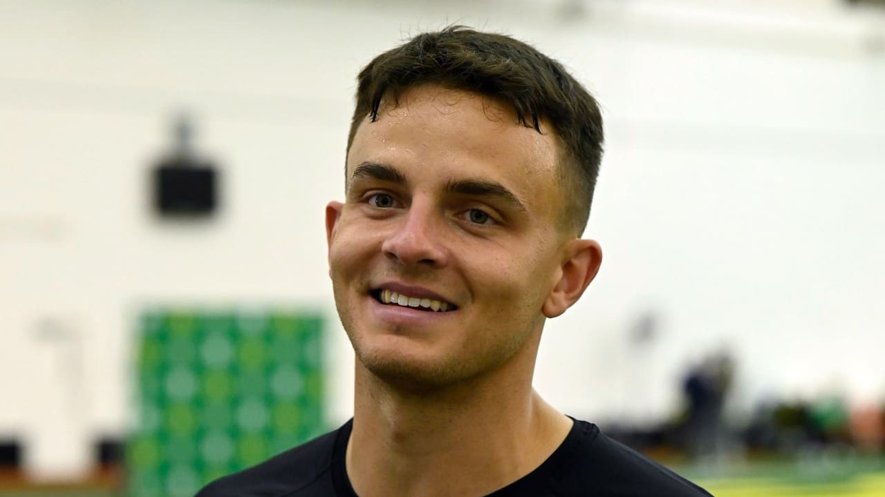 Former Oregon Ducks' star Devon Allen expected to make his NFL debut today  with the Philadelphia Eagles 