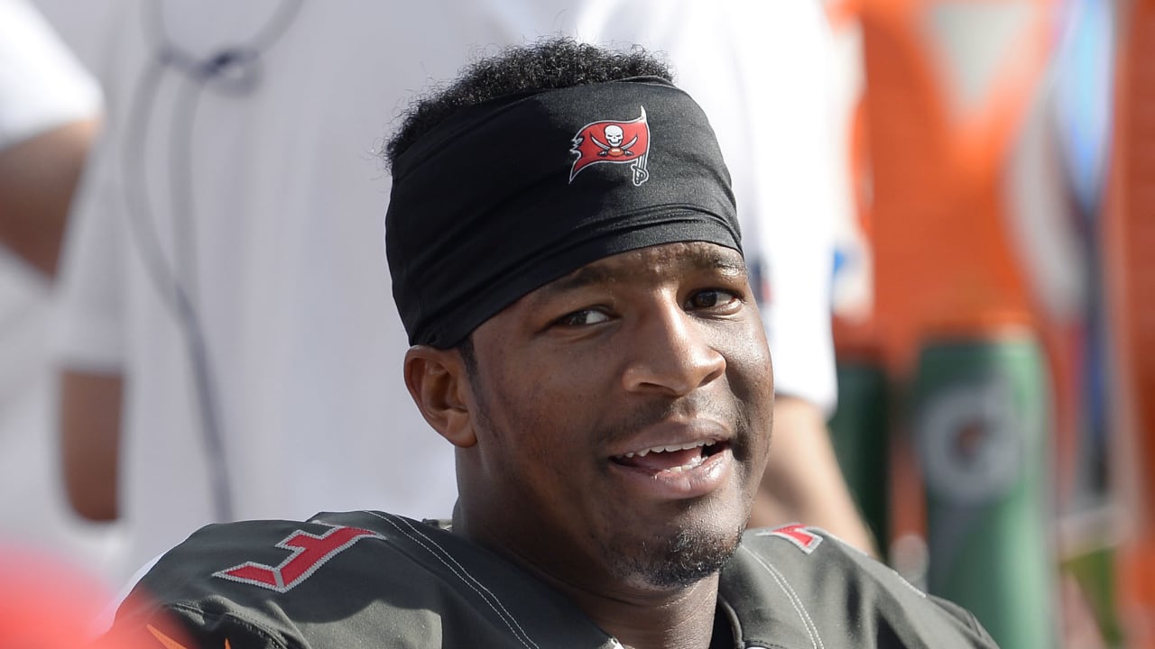 Jameis Winston's Pregame Speech Leaves Bucs Silent