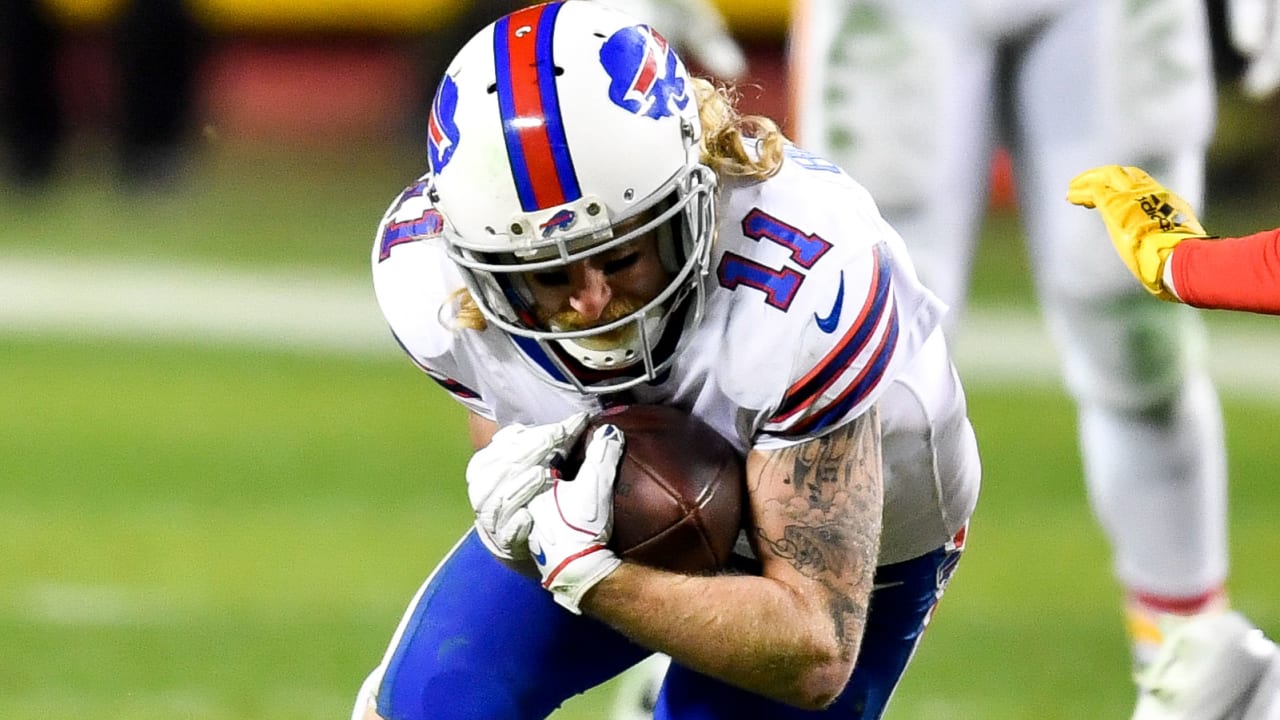 Bills' Cole Beasley says he played NFL playoffs on broken leg