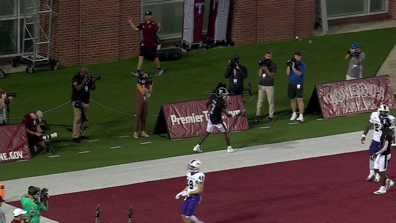 Quarterback Gunnar Watson slings quick TD pass to wide receiver Devonte