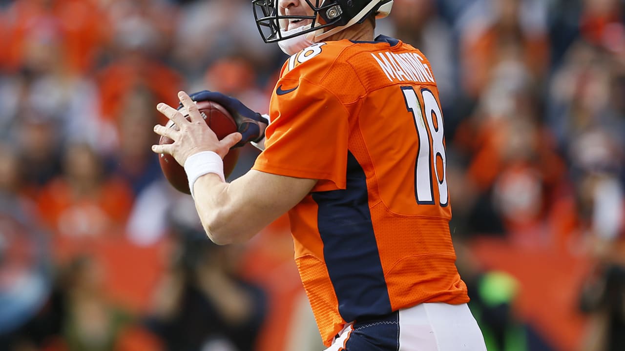 Peyton-Manning-160107-Spot.jpg