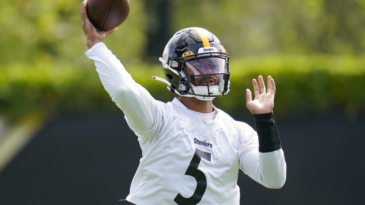 Chris Oladokun, Steelers' other QB draft pick, striving to prove