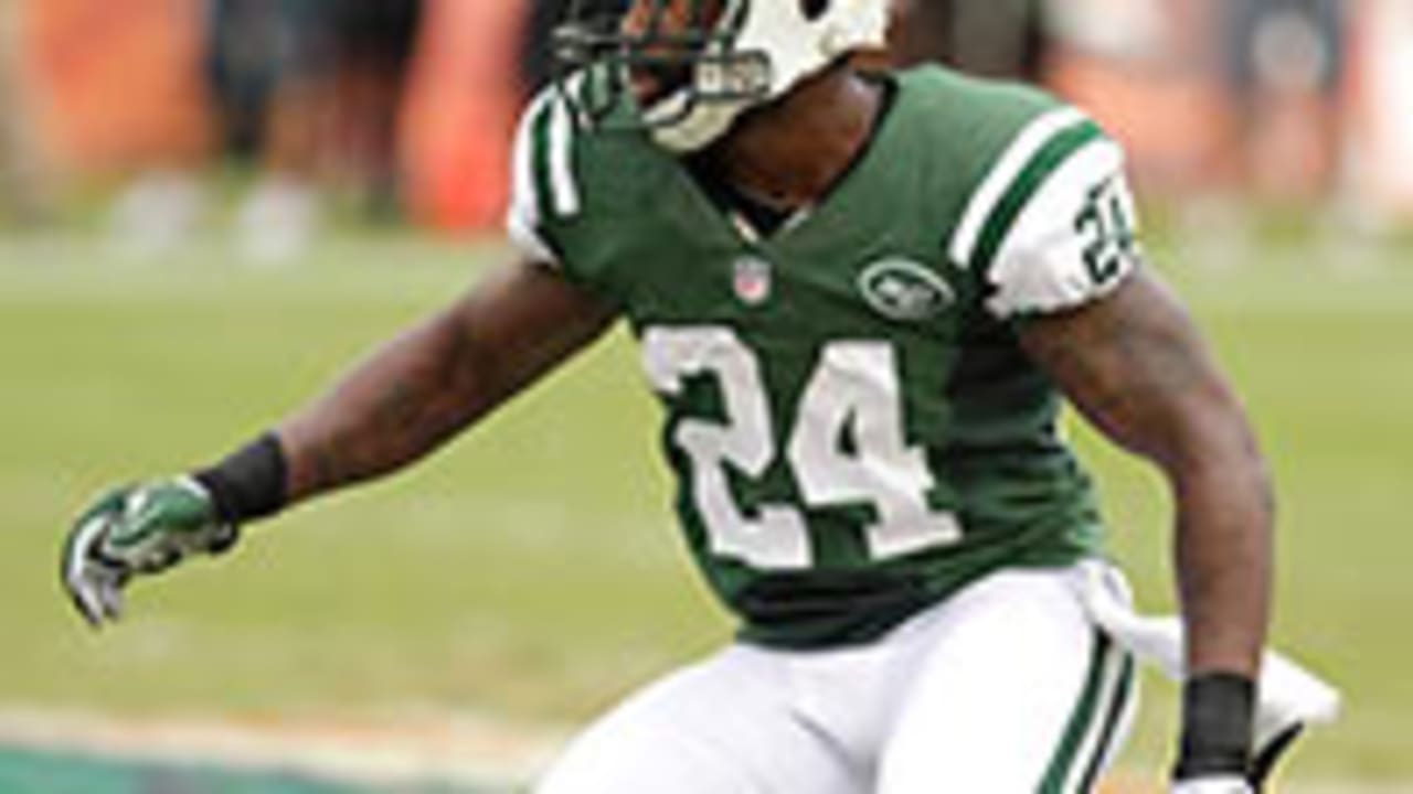 Darrelle-Revis-130305-Spot.jpg
