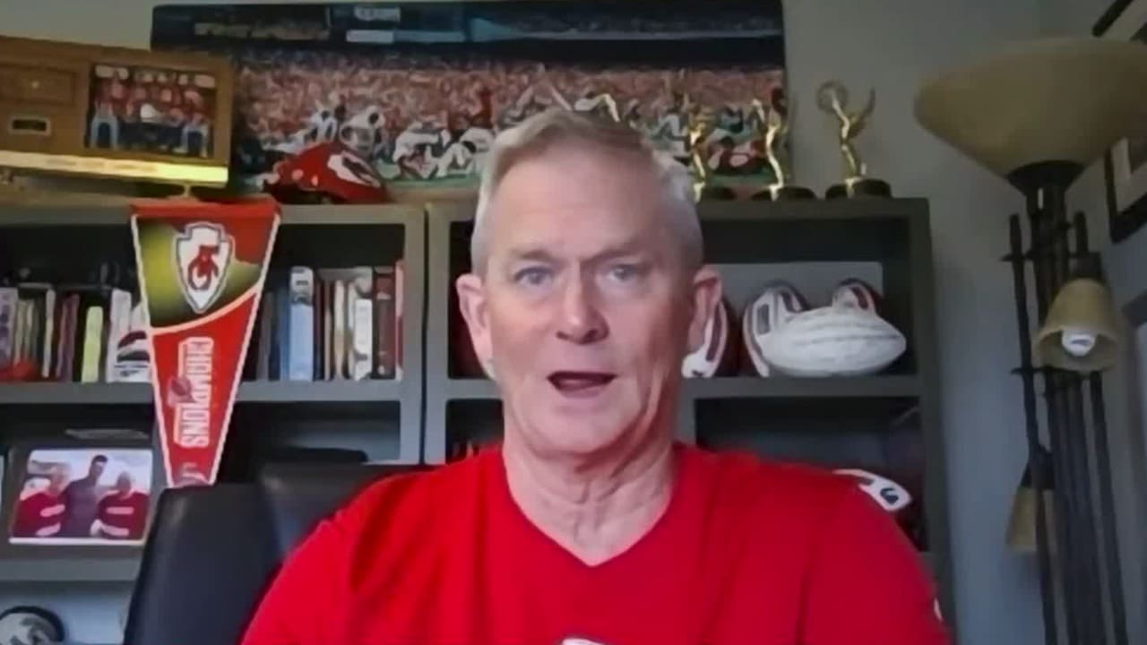 Kansas City Chiefs radio playbyplay announcer Mitch