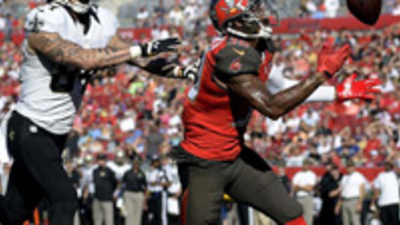 Saints Buccaneers Football-141228-Spot.jpg
