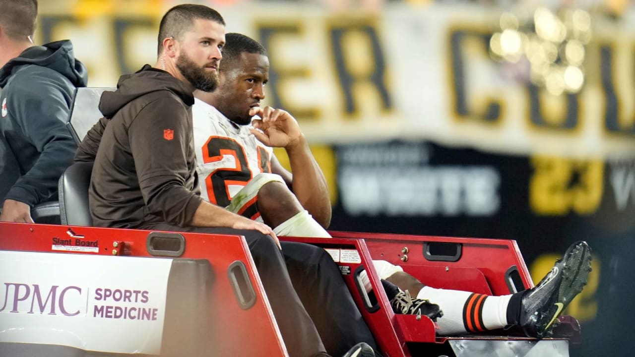 Browns star RB Nick Chubb undergoes knee surgery, will need 2nd operation  to repair torn ligament – KXAN Austin