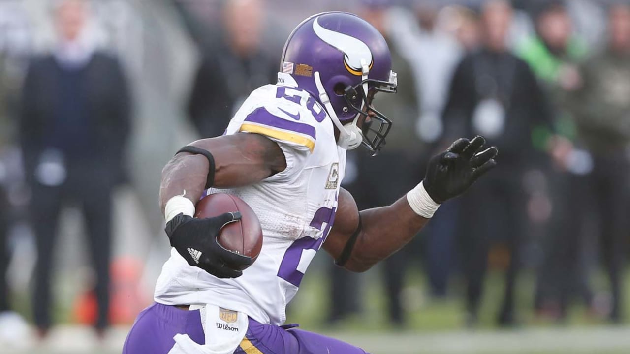 adrian-peterson-111515-spot.jpg