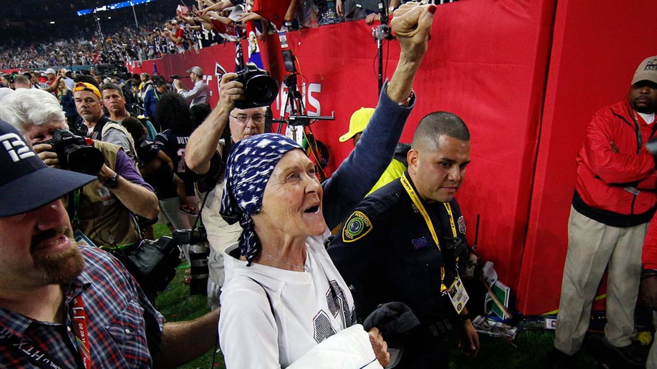 Tom Brady's mom got her own Super Bowl ring 