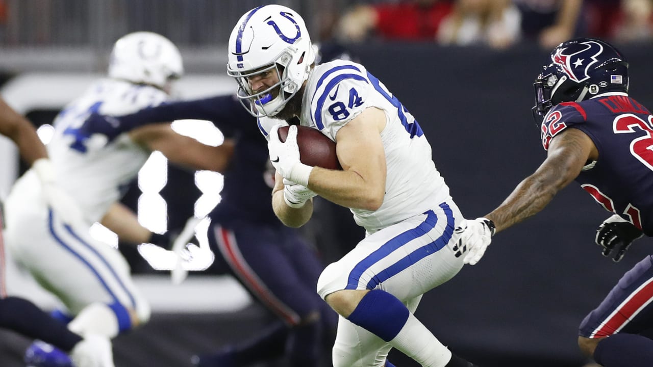 Fantasy Football: Will Eric Ebron repeat as a top-10 TE in 2019?