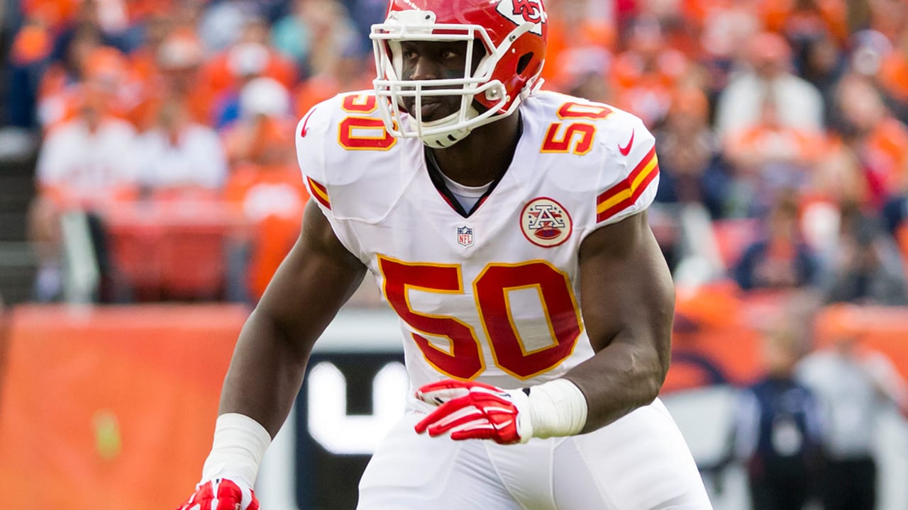 Baltimore Ravens linebacker Justin Houston (50) runs during an NFL