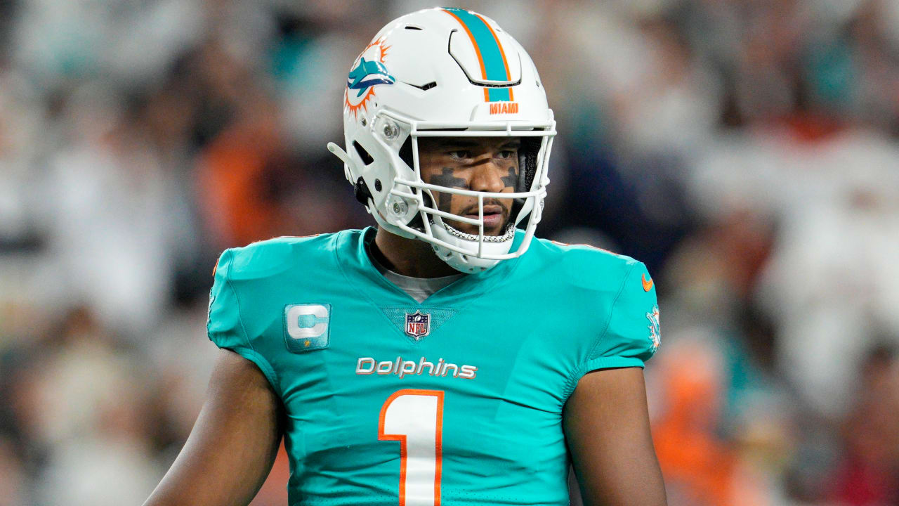 Dolphins QB Bridgewater leaves with injuries vs. Jets