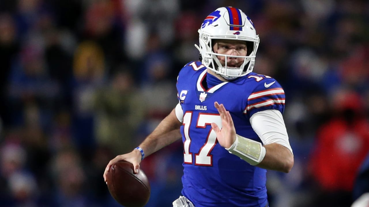 Buffalo Bills quarterback Josh Allen accelerates through alley for ...