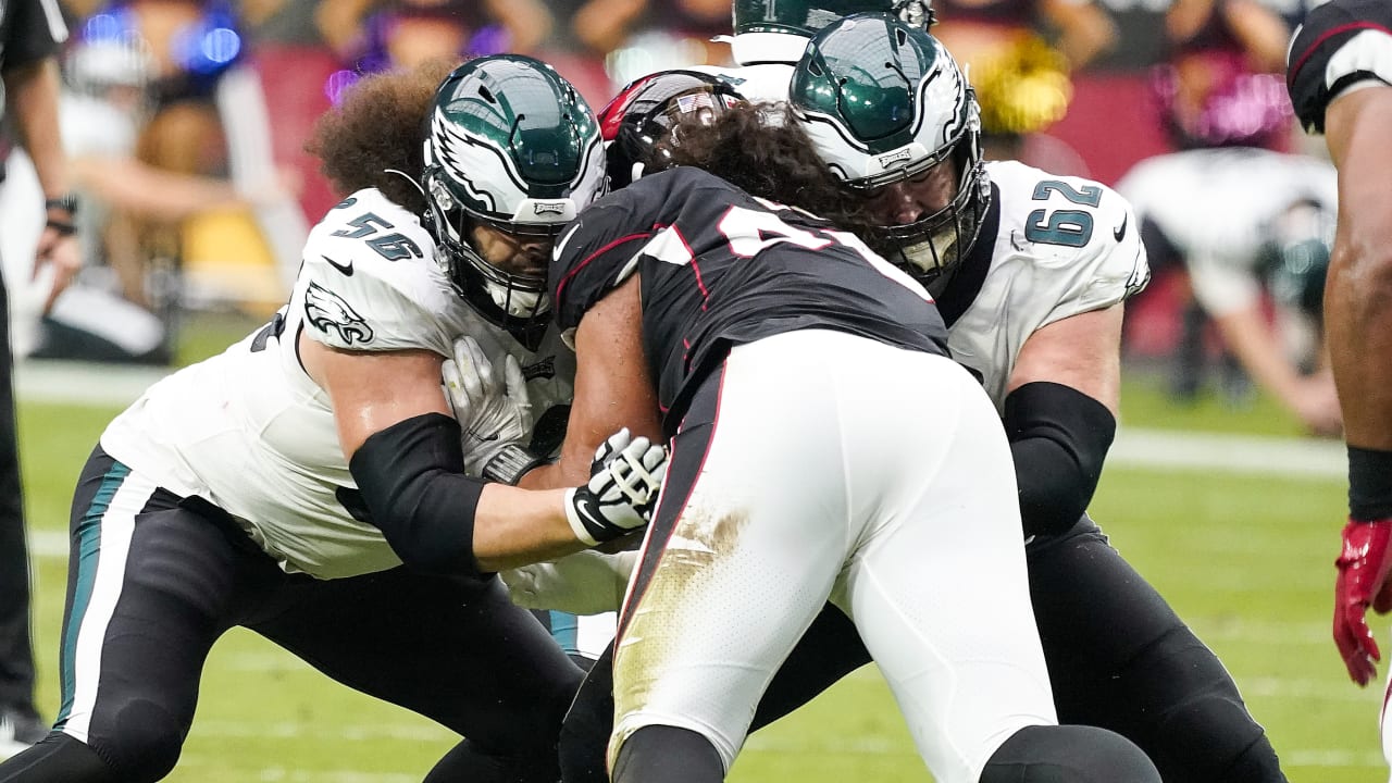 Why Eagles' Jason Kelce turned in his football pads for a serving
