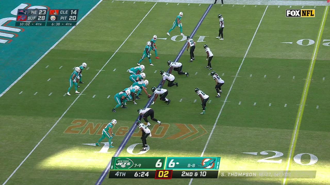 Miami Dolphins running back Jeff Wilson's 16yard sideline dash picks