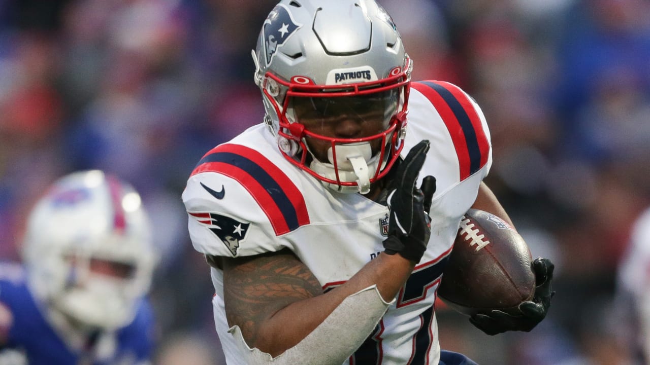 Bills sign ex-Patriots RB Damien Harris after losing Devin Singletary