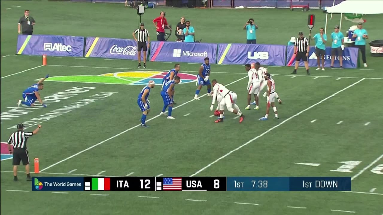 Team Mexico flag football player Diana Flores shares what it means to win a  gold medal for Team Mexico